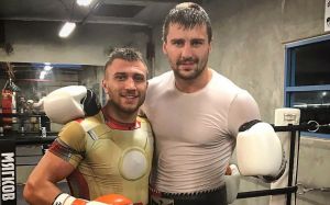 Олександр Гвоздик поділився думкою про Ломаченка: "Я думаю, що він любить свою країну, але..."