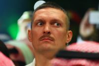 Промоутер стверджує, що Олександр Усик зацікавлений у поєдинку з переможцем бою Рамірес - Біллам-Сміт