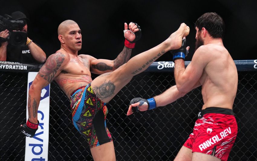 Магомед Анкалаєв відібрав титул у Алекса Перейри на UFC 313