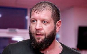 Менеджер Ємельяненка - про резонансне відео біля торгового центру: "Якась людина як щур це зняла"