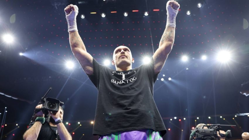 Олександр Усик - боксер 2024 року за версією ESPN, також визначено бій року