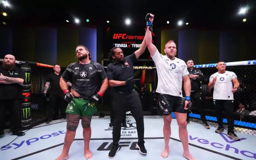 Марчін Тибура просить UFC не виганяти Тайя Туівасу