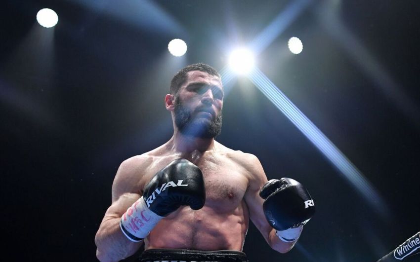Артур Бетербієв прокоментував заборону російського прапора на Олімпіаді: "Те, що не вбиває, робить сильнішим"