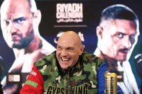 Серхіо Мора назвав головну перевагу Тайсона Ф'юрі в бою з Олександром Усиком