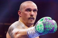 Олександр Усик назвав свій топ-5 найкращих боксерів світу