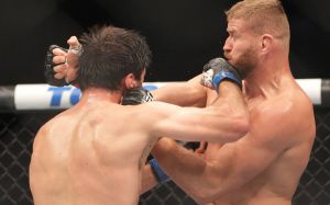 Тренер Ісмаїлова розкритикував UFC за рішення суддів у бою Анкалаєв - Блахович: "Чи варто нашим бійцям взагалі дивитися на цю організацію?"