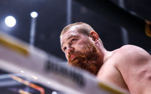 Володимир Хрюнов хоче влаштувати Дацику бій проти кривдника Олійника