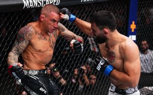 Дастін Пор'є жорстко нокаутував Бенуа Сен-Дені на UFC 299
