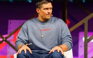 Олександр Усик розповів про свої плани після можливого бою з Ф'юрі: "Піду балотуватися в президенти"