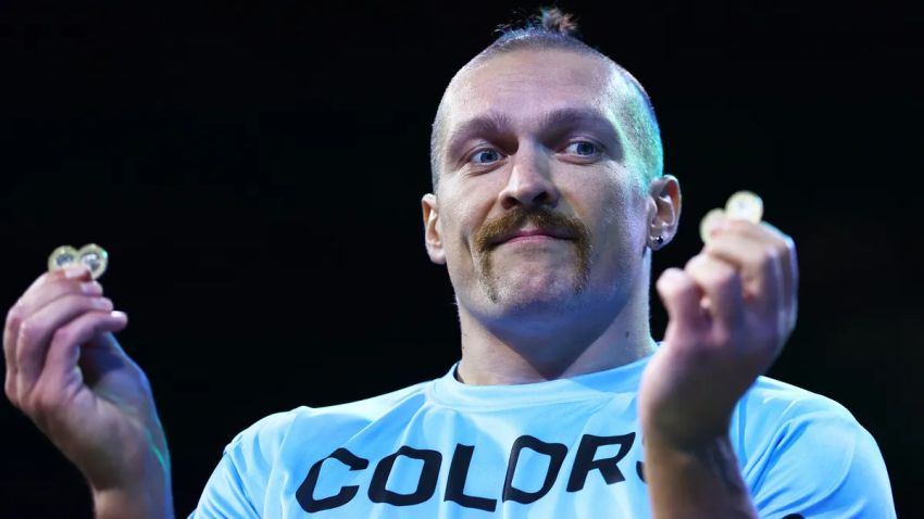 Олександр Усик відповів, чи варто чекати його в політиці