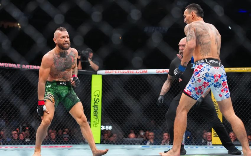 Конор МакГрегор травмував ногу і програв Максу Холлоуею на UFC 329