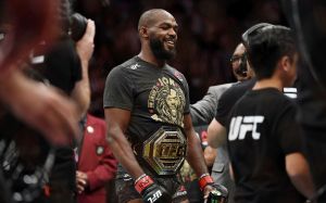 Коментатор UFC пояснив, чому незадоволений чемпіонством Джона Джонса