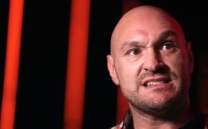 Олександр Красюк розкритикував Ф'юрі за травму перед боєм з Усиком: "Це непрофесійно"