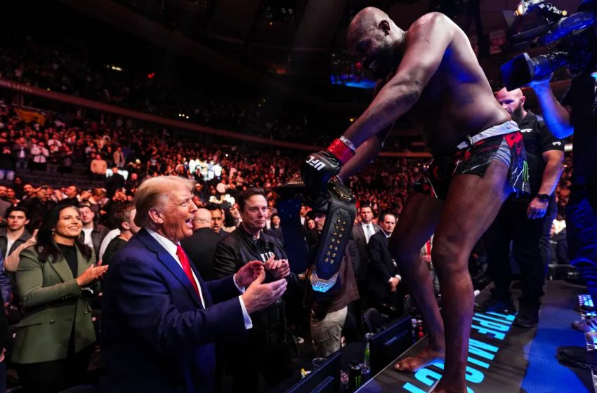 Джон Джонс заявив, що веде переговори з UFC про бій на турнірі в Білому домі