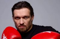 Олександр Усик назвав найкращого боксера у світі на даний момент