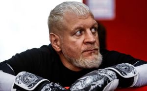 Менеджер Ємельяненка - про стан Олександра: "Скоро підписуємо контракт на бій"