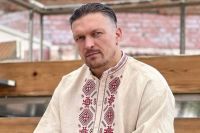 Олександр Усик - про гонорар за бій із Дюбуа: "У мене, слава богу, гроші є"