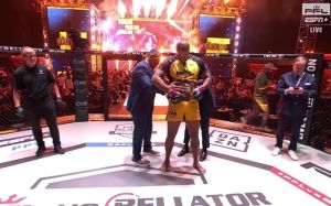 Ренан Феррейра швидко нокаутував Бейдера на турнірі PFL vs Bellator